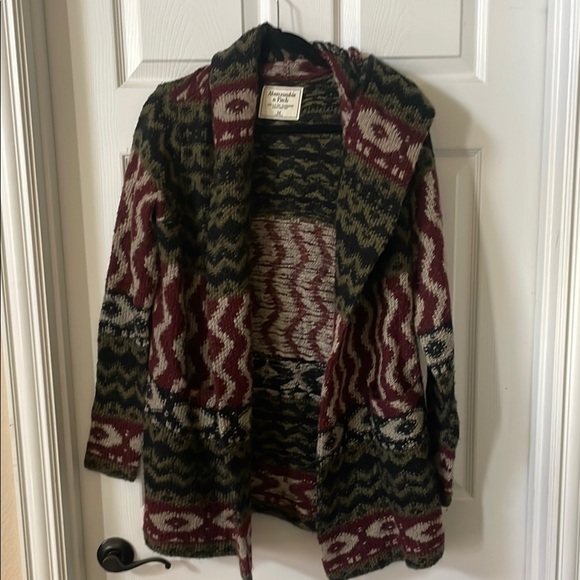 Abercrombie & Fitch Rustic wave pattern knit sweater, size medium - Picture 1 of 5